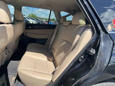 Used 2019 Subaru Outback 2.5i Limited AWD/4WD image 13
