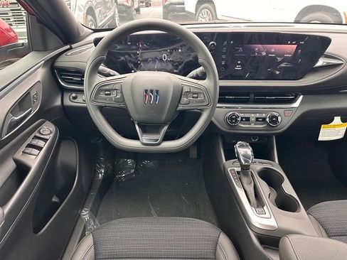 New 2026 Buick Envista Preferred image 18