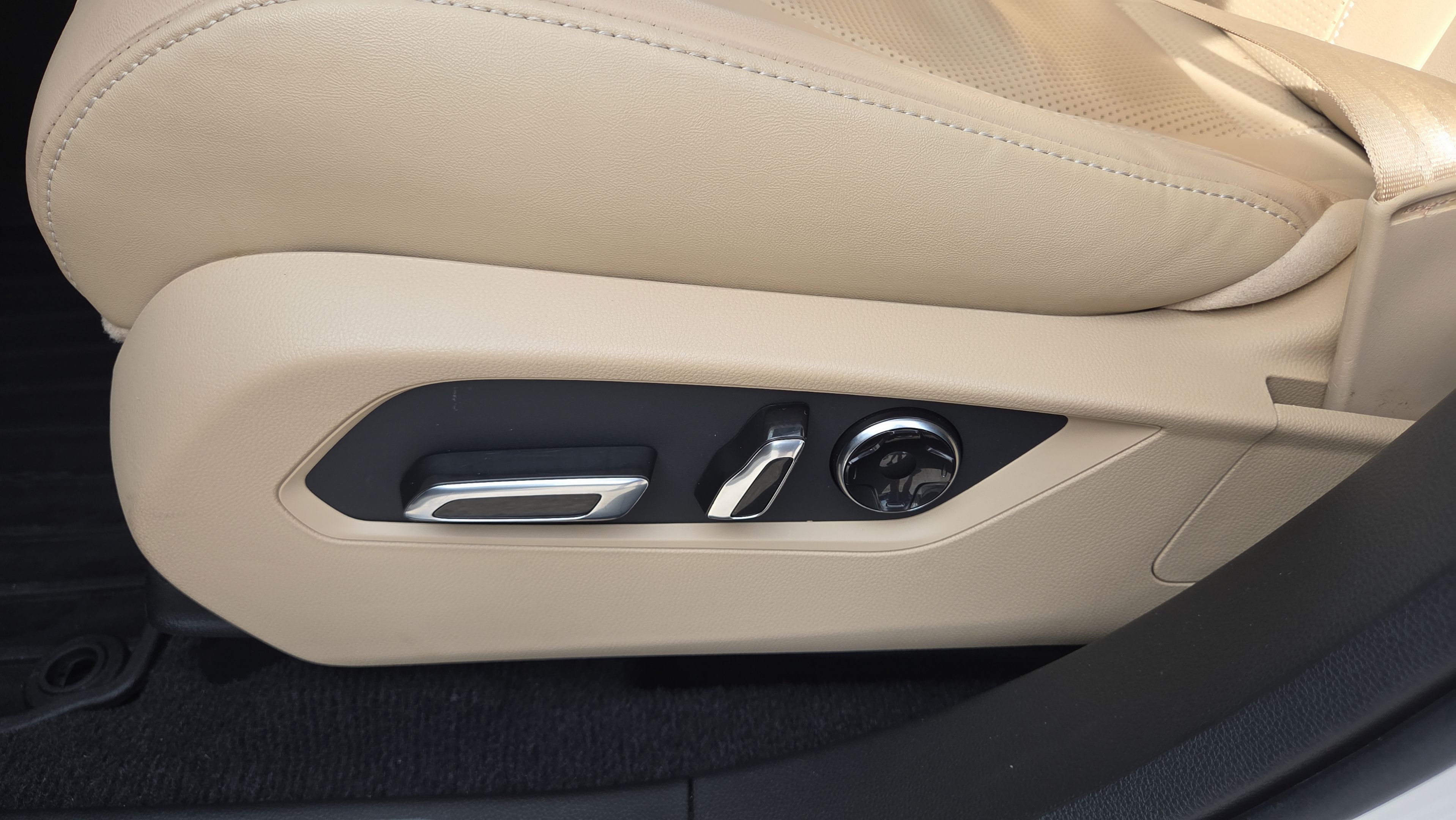 Certified 2023 Acura RDX w/ Technology Package FWD image 10