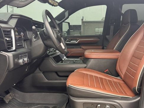 Used 2024 GMC Sierra 2500 Denali Ultimate image 6