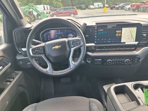 Used 2026 Chevrolet Silverado 2500 LT AWD/4WD image 13