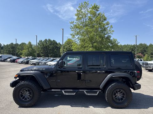 Used 2022 Jeep Wrangler Unlimited Sport AWD/4WD image 5
