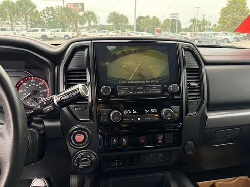 Certified 2024 Nissan Titan PRO-4X image 25