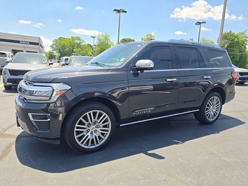 Used 2022 Ford Expedition Platinum AWD/4WD image 6