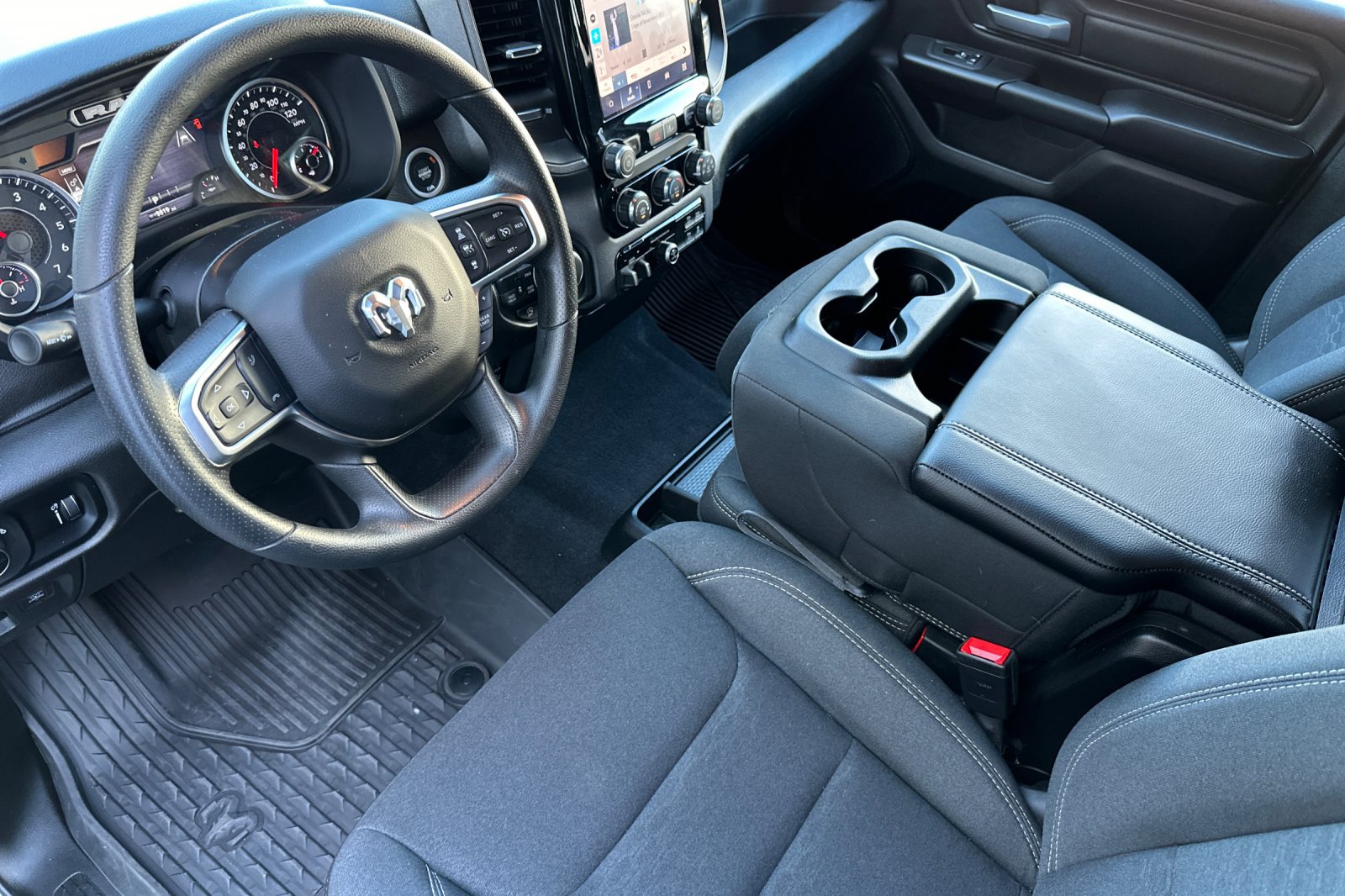 Used 2025 RAM 1500 Warlock AWD/4WD image 11