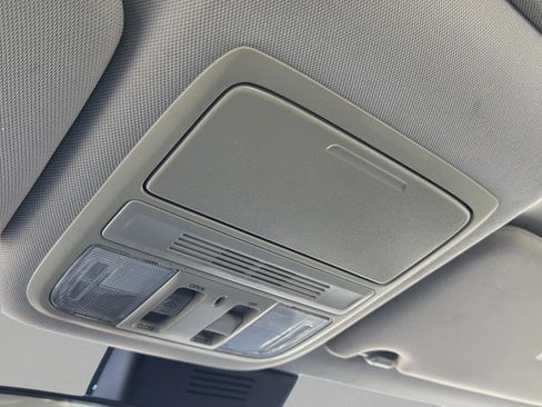 Used 2018 Honda Accord EX image 13