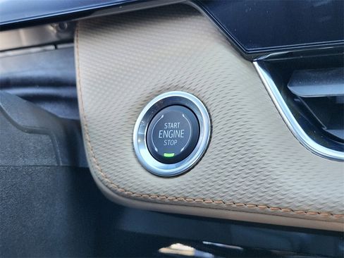 New 2026 Chevrolet Equinox ACTIV w/ Convenience Package III image 23