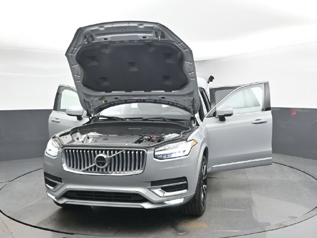 Used 2025 Volvo XC90 B6 Plus AWD/4WD image 54