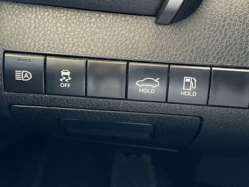 Used 2023 Toyota Camry XSE FWD image 34