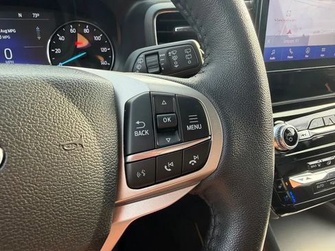 Used 2024 Ford Explorer Limited AWD/4WD image 17
