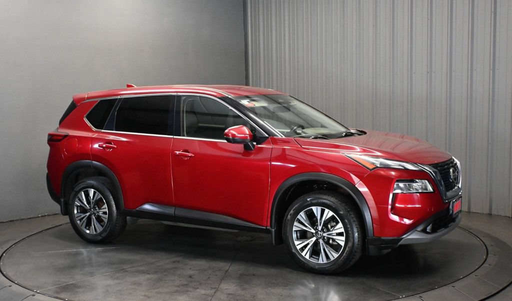Used 2021 Nissan Rogue SV FWD image 3