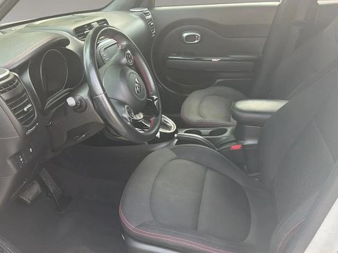 Used 2016 Kia Soul + w/ Soulful Package FWD image 22