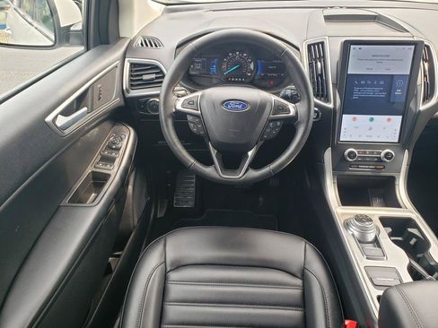 Used 2024 Ford Edge SEL w/ Convenience Package AWD/4WD image 16