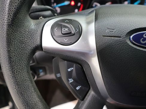Used 2014 Ford Focus SE w/ SE Winter Package FWD image 32