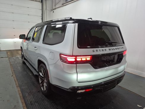 Used 2024 Jeep Grand Wagoneer Series III w/ Quick Order Packagew 28T AWD/4WD image 7