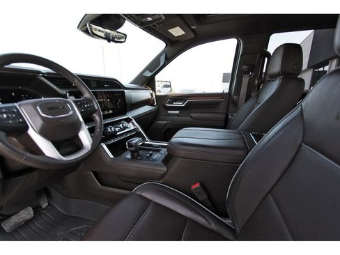 Used 2025 GMC Sierra 1500 Denali w/ Denali Reserve Package AWD/4WD image 31