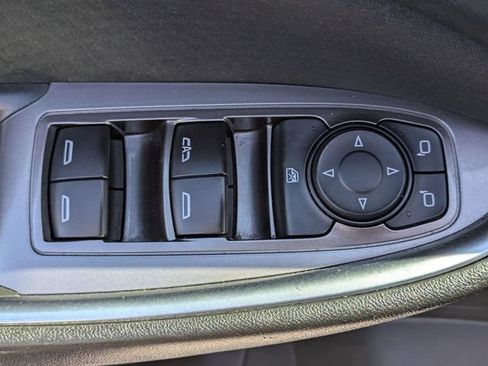 Used 2022 Chevrolet Malibu LT FWD image 15