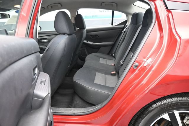 Used 2024 Nissan Sentra SV FWD image 8