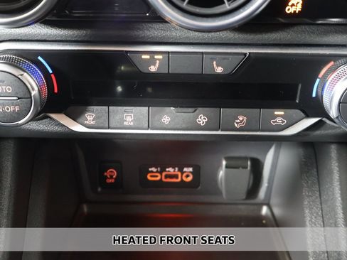 Used 2025 Nissan Sentra SR image 6