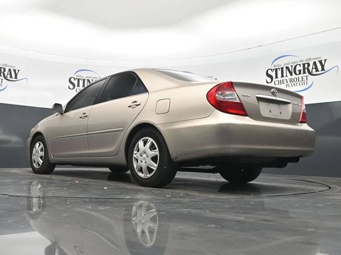 Used 2002 Toyota Camry XLE FWD image 30