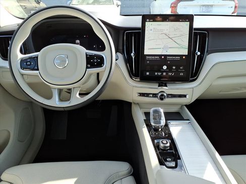 New 2026 Volvo XC60 B5 Ultra w/ Protection Package Premier AWD/4WD image 13