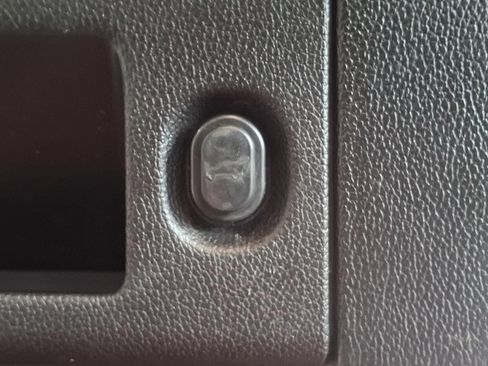Used 2018 Chevrolet Tahoe LT AWD/4WD image 8