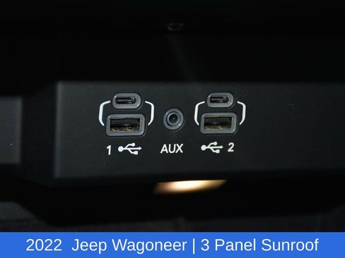 Used 2022 Jeep Wagoneer Series III w/ Premium Group I AWD/4WD image 21