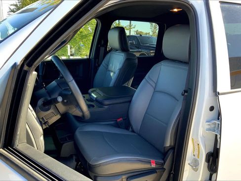 New 2026 RAM 2500 Tradesman w/ Chrome Appearance Group image 9