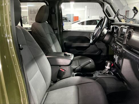 Used 2021 Jeep Wrangler Unlimited Sport image 10