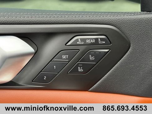 Used 2022 BMW X7 M50i w/ Luxury Seating Package image 13