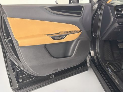 Used 2025 Lexus NX 350h AWD w/ Cold Area Package image 20