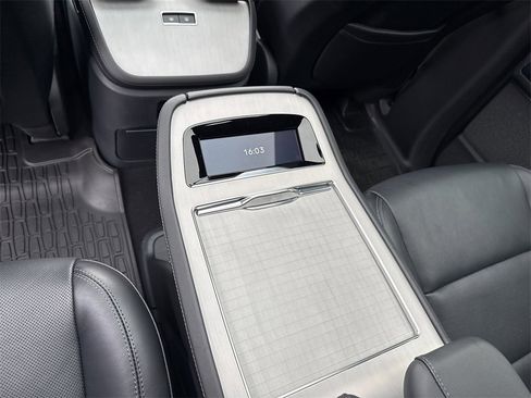 Used 2025 Lincoln Navigator L Reserve w/ Jet Appearance Package image 21