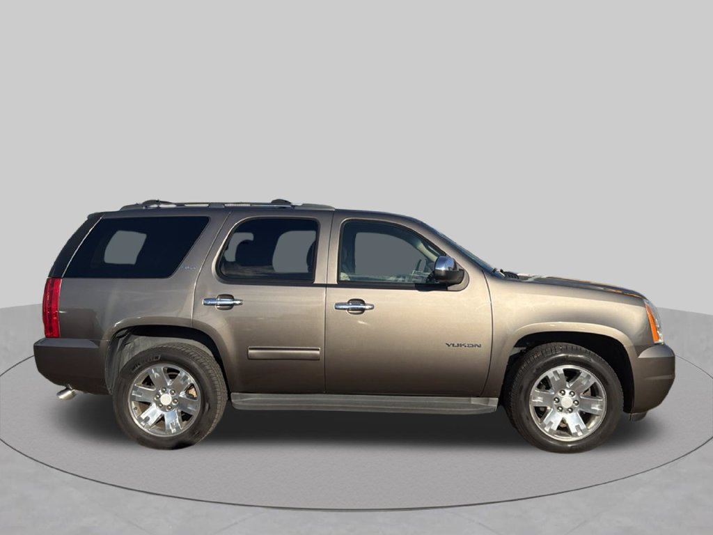 Used 2014 GMC Yukon SLT w/ Regional Value Package RWD image 4