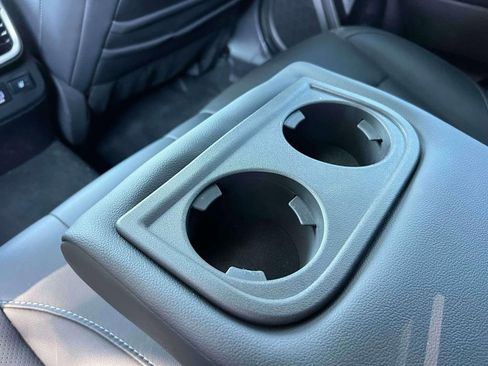 Used 2023 Subaru Outback Touring image 10