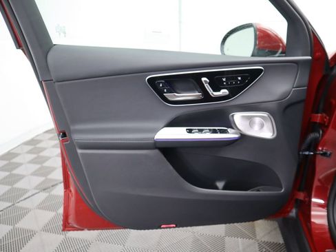 Certified 2025 Mercedes-Benz GLC 300 image 25