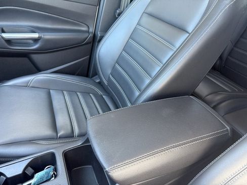 Used 2019 Ford Escape SEL AWD/4WD image 32
