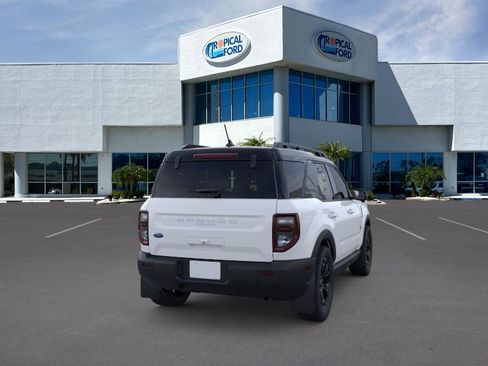 New 2025 Ford Bronco Sport Outer Banks w/ Outer Banks Tech Package+ AWD/4WD image 8