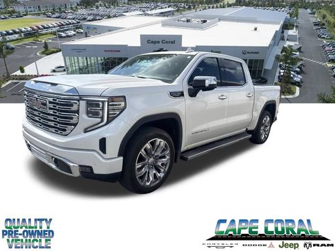 Used 2024 GMC Sierra 1500 Denali w/ Denali Reserve Package AWD/4WD image 1