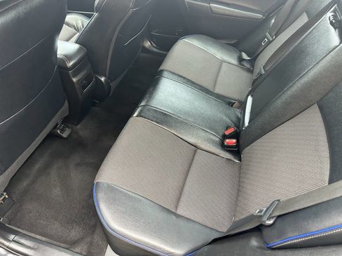 Used 2018 Toyota Corolla SE FWD image 21