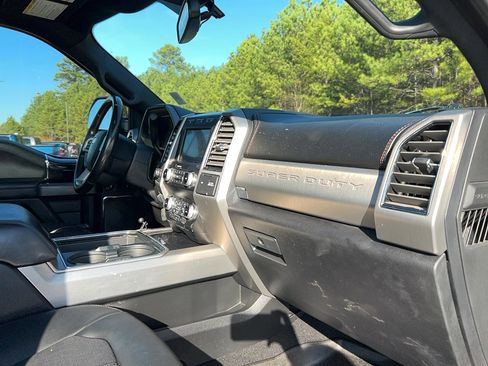 Used 2020 Ford F250 Platinum w/ Tremor Off-Road Package image 25