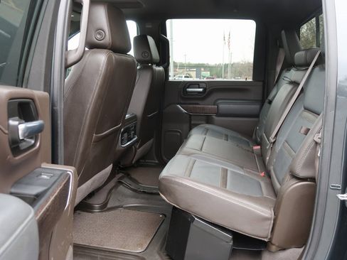 Certified 2023 GMC Sierra 3500 Denali image 28