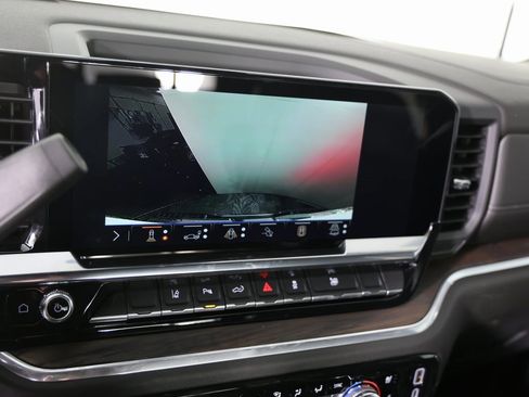 New 2026 GMC Sierra 3500 SLT w/ SLT Convenience Package image 22