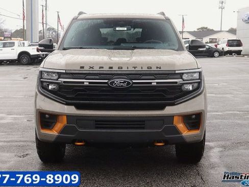 New 2026 Ford Expedition Tremor image 2