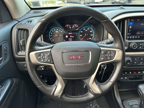 Used 2022 GMC Canyon Denali image 15