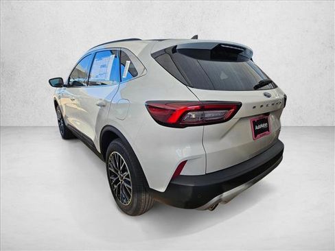 New 2026 Ford Escape SE FWD image 6