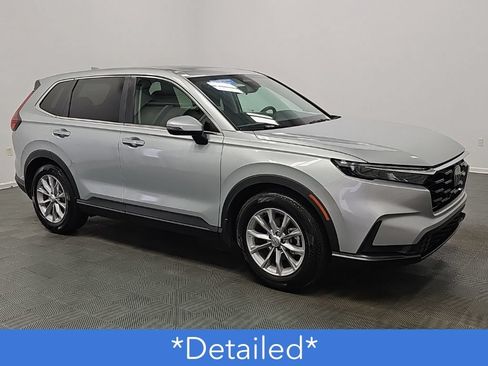 Used 2025 Honda CR-V EX image 2