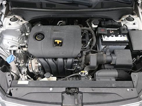 Used 2019 Kia Forte S image 22