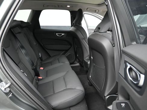 New 2026 Volvo XC60 B5 Plus w/ Climate Package AWD/4WD image 17