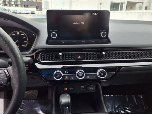 Used 2023 Honda Civic LX image 18