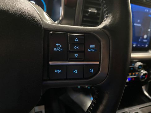 Used 2022 Ford F150 Lariat w/ Equipment Group 502A High AWD/4WD image 18